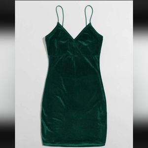 🥳HOST PICK 🥳 SHEIN BAE Velour Bodycon Dress 💥